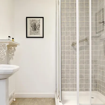 Old Stable Mews Castle Leslie