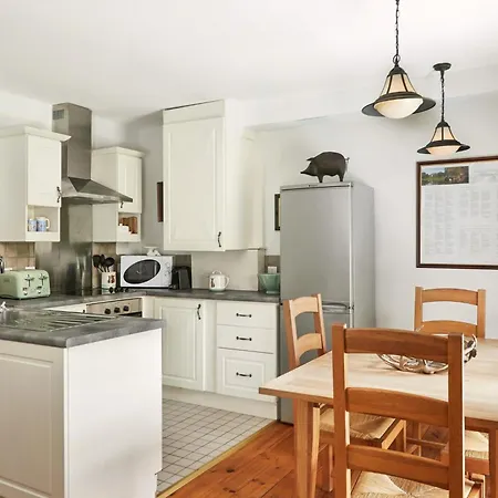 Old Stable Mews Castle Leslie Glaslough