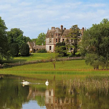 Old Stable Mews Castle Leslie *