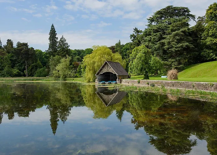 Old Stable Mews Castle Leslie *